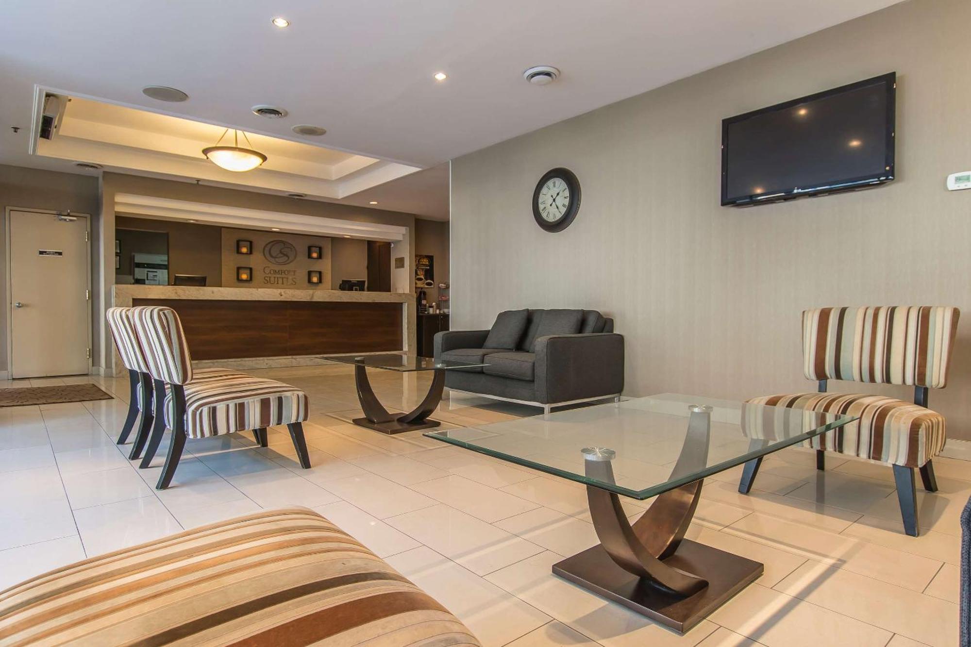 Comfort Suites Downtown Montreal Exterior foto