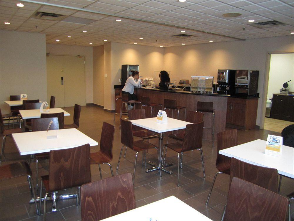 Comfort Suites Downtown Montreal Exterior foto